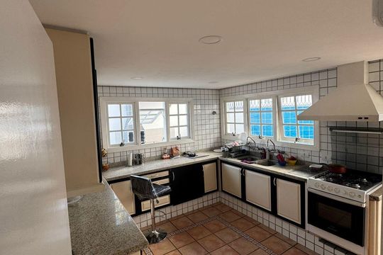 Casa à venda com 3 quartos, 148m² em Parque Monte Alegre, Taboão da Serra
