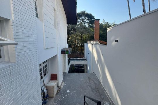 Casa à venda com 3 quartos, 148m² em Parque Monte Alegre, Taboão da Serra