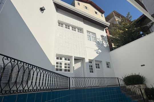 Casa à venda com 3 quartos, 148m² em Parque Monte Alegre, Taboão da Serra