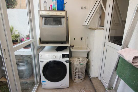 Área de Serviço de casa à venda com 4 quartos, 215m² em Jardim Isabel, Porto Alegre