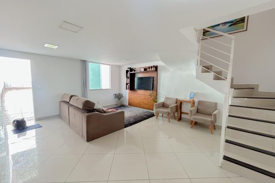 Casa à venda com 3 quartos, 186m² em Juliana, Belo Horizonte