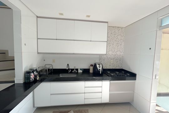 Casa à venda com 3 quartos, 186m² em Juliana, Belo Horizonte