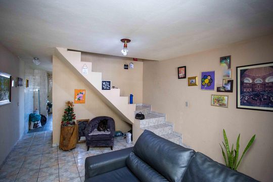 Casa à venda com 2 quartos, 180m² em Jardim Miriam, São Paulo