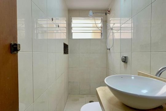 Banheiro de apartamento para alugar com 3 quartos, 60m² em Pinheiros, São Paulo