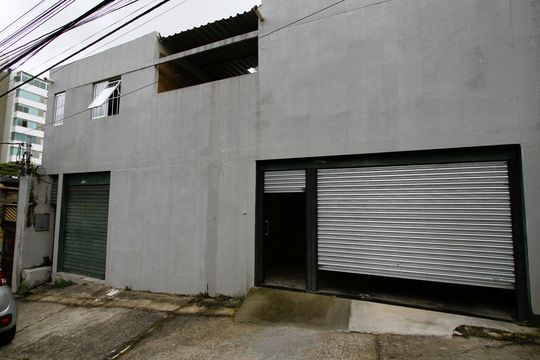 Fachada de casa à venda com 1 quarto, 600m² em Padre Eustáquio, Belo Horizonte