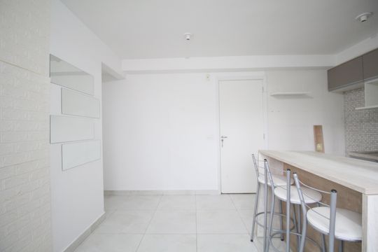 Sala de apartamento à venda com 2 quartos, 40m² em Jardim Parque Morumbi, São Paulo