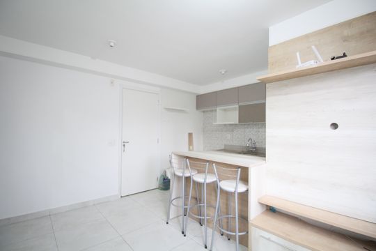 Sala de apartamento à venda com 2 quartos, 40m² em Jardim Parque Morumbi, São Paulo