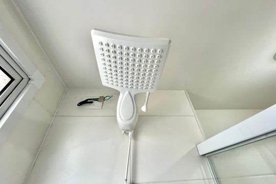 Banheiro de apartamento à venda com 2 quartos, 37m² em Vila Guarani (z Sul), São Paulo
