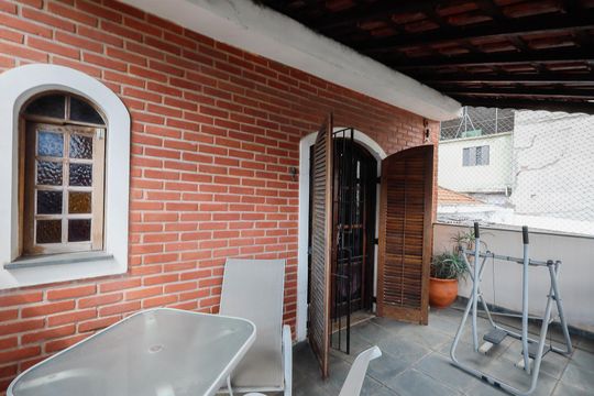 Varanda de casa para alugar com 2 quartos, 135m² em Vila Medeiros, São Paulo