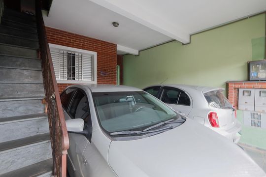 Garagem de casa para alugar com 2 quartos, 135m² em Vila Medeiros, São Paulo