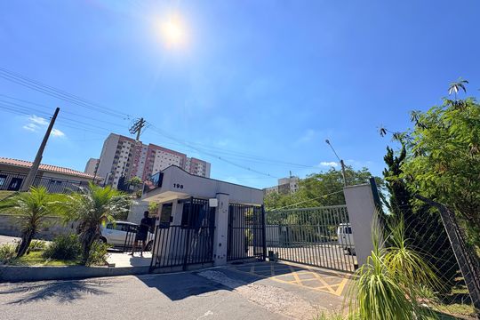 Fachada de apartamento à venda com 2 quartos, 49m² em Residencial Alexandria, Várzea Paulista
