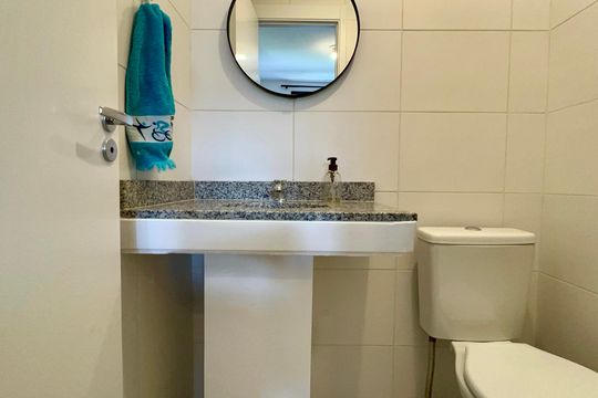 Banheiro da Suíte de kitnet/studio para alugar com 1 quarto, 27m² em Pinheiros, São Paulo