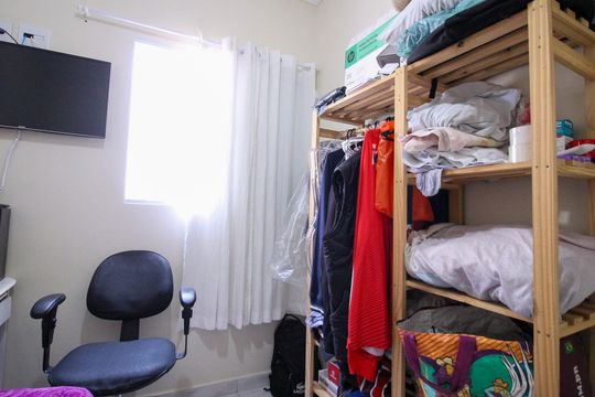 Quarto  de apartamento à venda com 1 quarto, 27m² em Jardim Mimar, São Paulo
