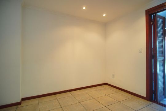 Sala de Jantar de casa para alugar com 4 quartos, 175m² em Jardim Itu, Porto Alegre