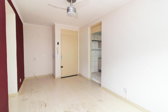 Apartamento à venda com 2 quartos, 58m² em Vila Nova, Porto Alegre