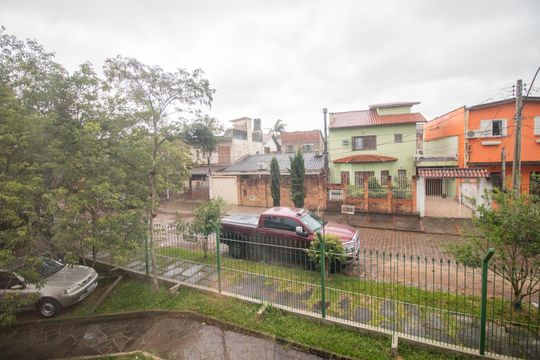 Apartamento à venda com 2 quartos, 58m² em Vila Nova, Porto Alegre