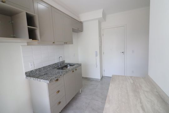 Cozinha de apartamento à venda com 1 quarto, 30m² em Km 18, Osasco