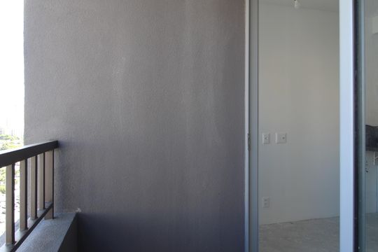 Varanda de kitnet/studio para alugar com 1 quarto, 25m² em Vila Olímpia, São Paulo