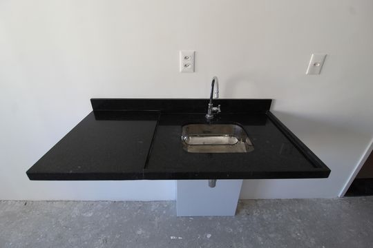 Cozinha de kitnet/studio para alugar com 1 quarto, 25m² em Vila Olímpia, São Paulo