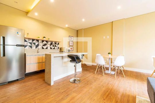 Apartamento à venda com 2 quartos, 40m² em Vila Mira, São Paulo
