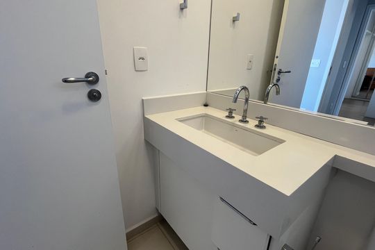 Apartamento para alugar com 2 quartos, 92m² em Cambuí, Campinas