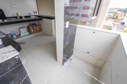 Área de serviço de apartamento à venda com 3 quartos, 63m² em Glória, Belo Horizonte