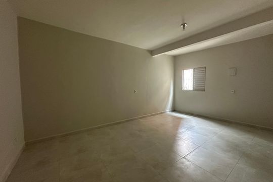 Quarto de casa para alugar com 1 quarto, 80m² em Cidade Ariston Estela Azevedo, Carapicuíba