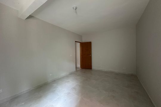 Quarto de casa para alugar com 1 quarto, 80m² em Cidade Ariston Estela Azevedo, Carapicuíba