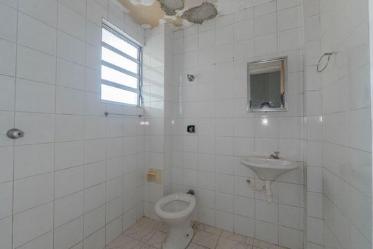 Banheiro de kitnet/studio à venda com 1 quarto, 36m² em Bela Vista, São Paulo