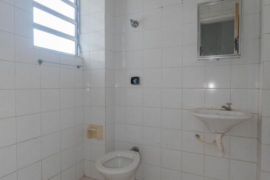 Banheiro de kitnet/studio à venda com 1 quarto, 36m² em Bela Vista, São Paulo