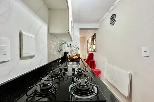 Cozinha de apartamento à venda com 1 quarto, 86m² em Botafogo, Campinas