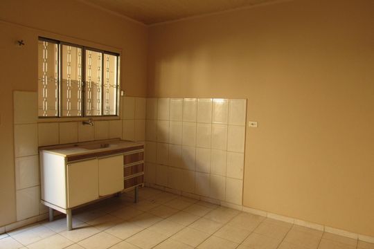 Cozinha de casa para alugar com 1 quarto, 55m² em Quitaúna, Osasco