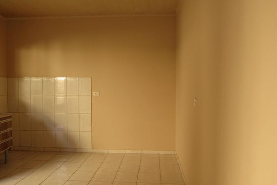 Cozinha de casa para alugar com 1 quarto, 55m² em Quitaúna, Osasco