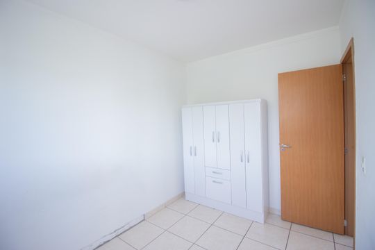 Quarto 1 de apartamento à venda com 2 quartos, 60m² em Cabral, Contagem