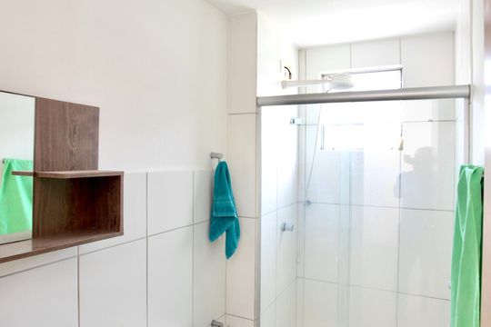 Banheiro Social de apartamento para alugar com 2 quartos, 60m² em Cabral, Contagem
