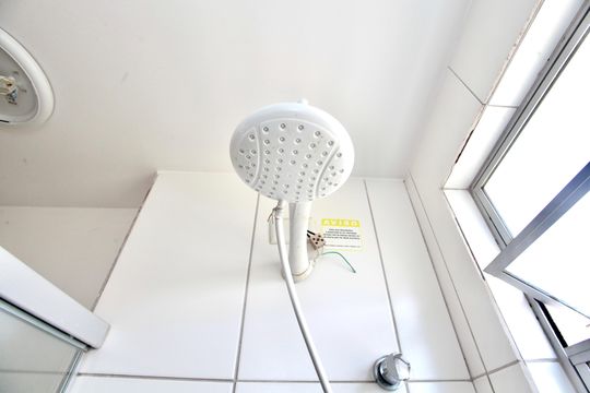 Banheiro Social de apartamento para alugar com 2 quartos, 60m² em Cabral, Contagem