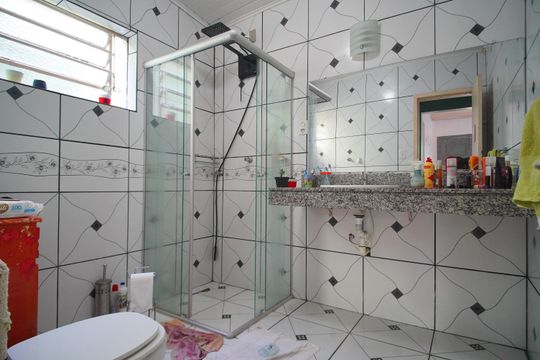 Banheiro de casa à venda com 3 quartos, 132m² em Liberdade, Novo Hamburgo