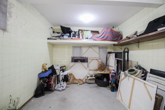 Garagem de casa para alugar com 6 quartos, 450m² em Água Rasa, São Paulo