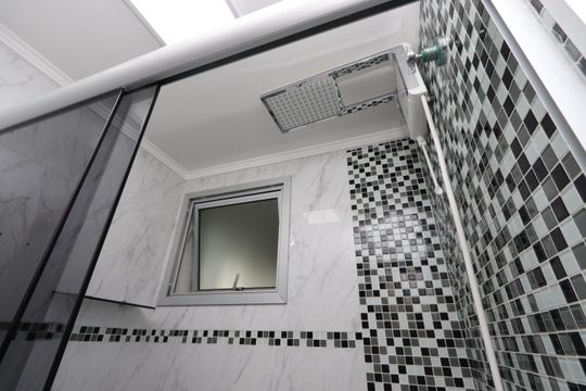 Banheiro de apartamento para alugar com 2 quartos, 60m² em Vila Bela, São Paulo