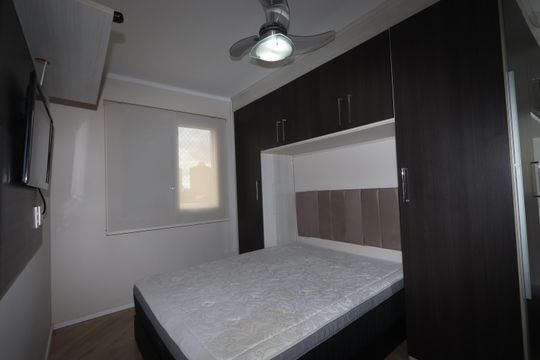 Quarto 1 de apartamento para alugar com 2 quartos, 60m² em Vila Bela, São Paulo
