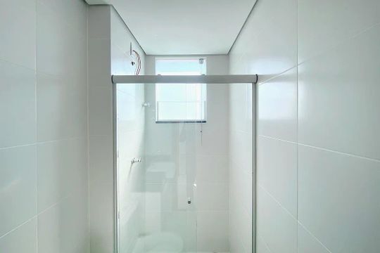 Banheiro de apartamento para alugar com 2 quartos, 62m² em Santa Branca, Belo Horizonte
