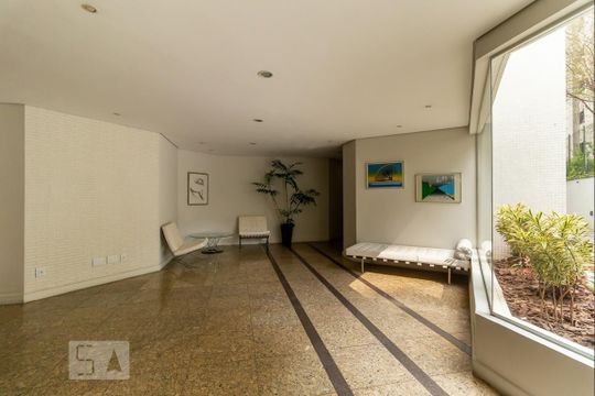 Hall de entrada de apartamento para alugar com 1 quarto, 45m² em Jardim Paulistano, São Paulo