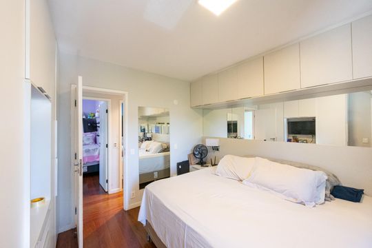 Suíte de apartamento à venda com 3 quartos, 107m² em Vila Clementino, São Paulo