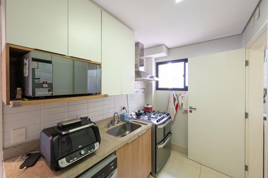 Cozinha de apartamento à venda com 3 quartos, 107m² em Vila Clementino, São Paulo