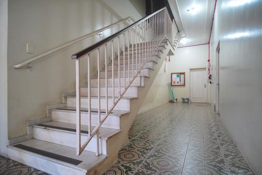 Corredor de kitnet/studio para alugar com 1 quarto, 27m² em Centro, São Leopoldo