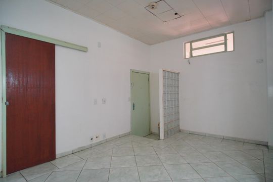 Sala/Cozinha de kitnet/studio para alugar com 1 quarto, 27m² em Centro, São Leopoldo