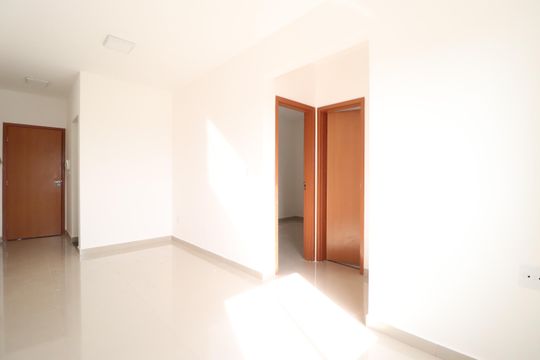 Sala de apartamento para alugar com 2 quartos, 58m² em Jardim Holanda, Uberlândia
