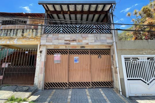 Fachada + Placa de casa para alugar com 3 quartos, 80m² em Jardim Nordeste, São Paulo
