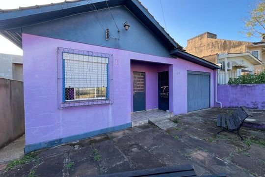Casa à venda com 2 quartos, 100m² em Santa Teresa, São Leopoldo