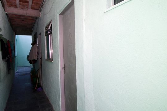 Hall de entrada de kitnet/studio para alugar com 1 quarto, 40m² em Penha Circular, Rio de Janeiro